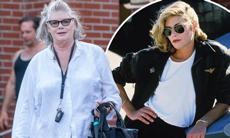 kelly mcgillis époux|Tragic Details About Top Gun Star Kelly McGillis Life